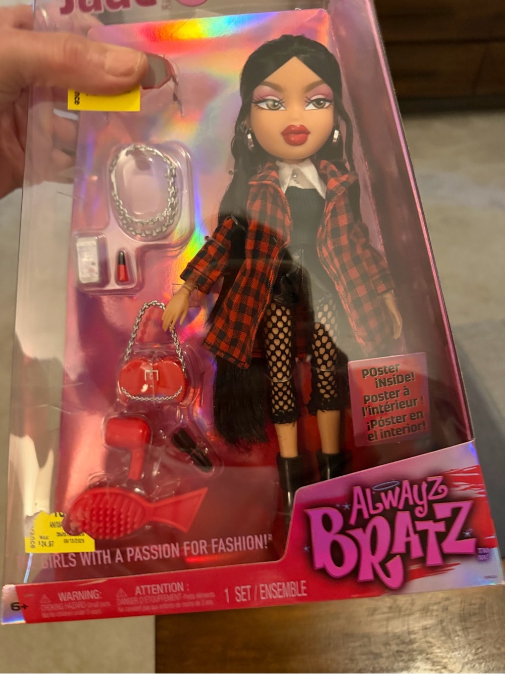 Bratz Always Red Plaid Doll Accessory Set – Red Hair Accessories **JADE**